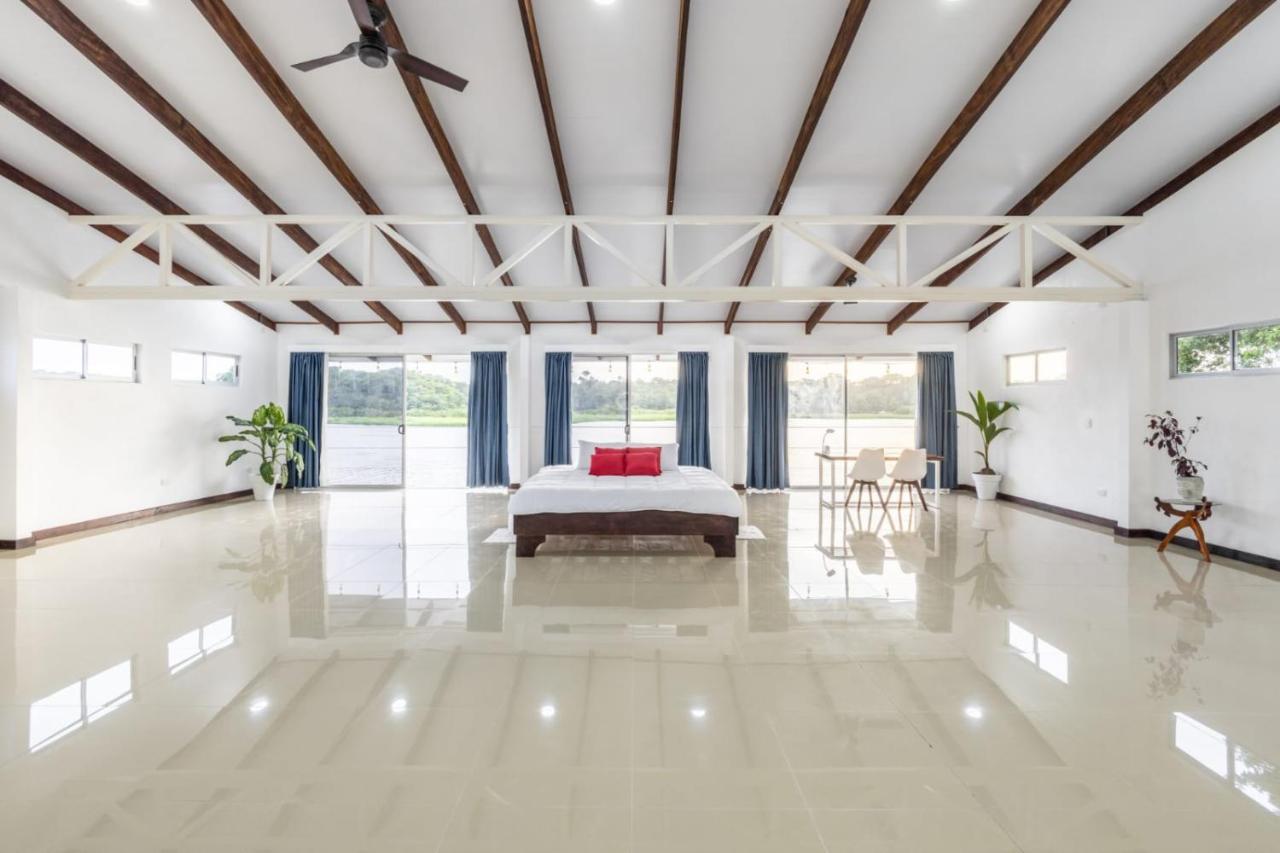 The Babylon Suite Tortuguero Buitenkant foto