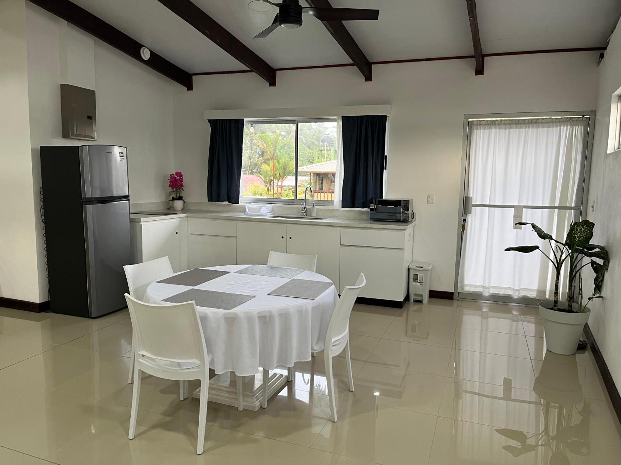 The Babylon Suite Tortuguero Buitenkant foto